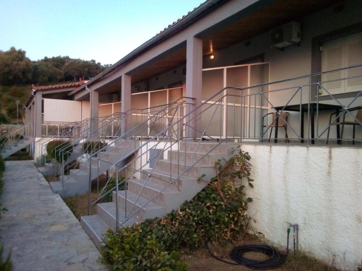 Panorama Rooms Kastro-Kyllini エクステリア 写真